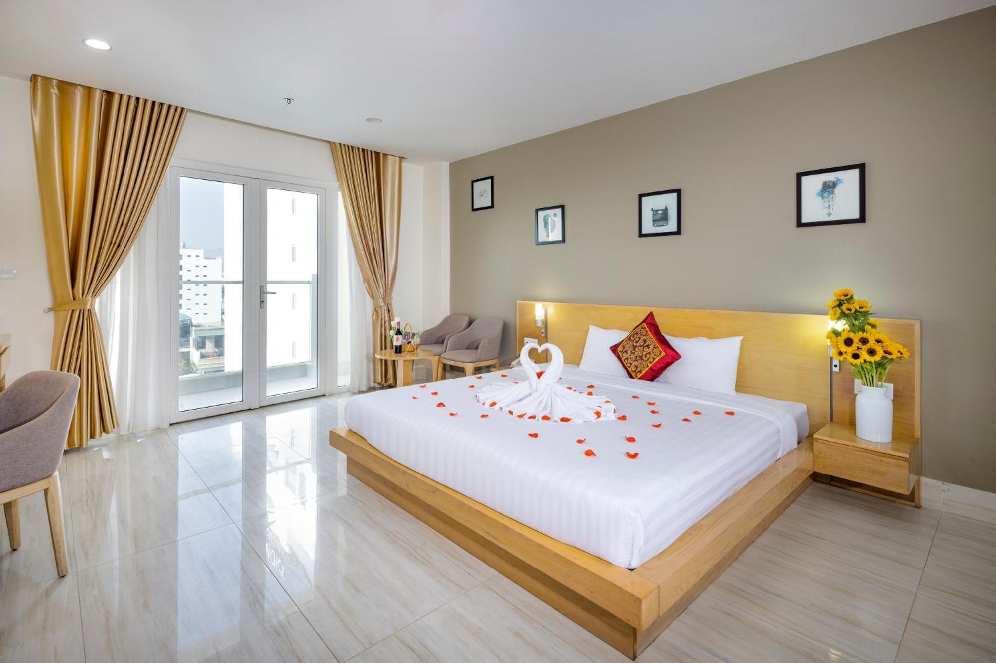 Gibson Hotel Nha Trang Exterior photo